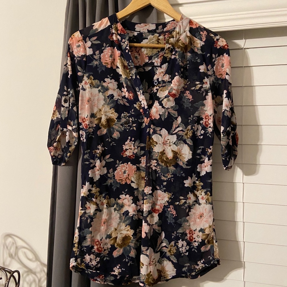 Floral V neck top